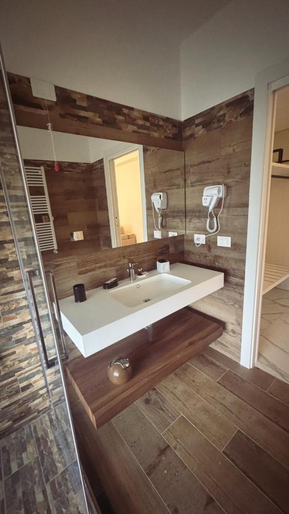 B&B Glass Paradise Catanzaro Ngoại thất bức ảnh